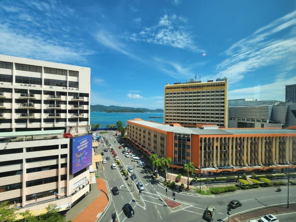 Hotel Capital Kota Kinabalu Exterior foto